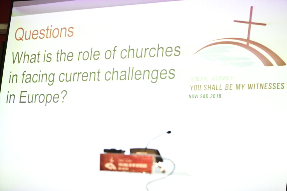 Powerpoint: Questions: What is the role of churches in facing current challenges in Europe?