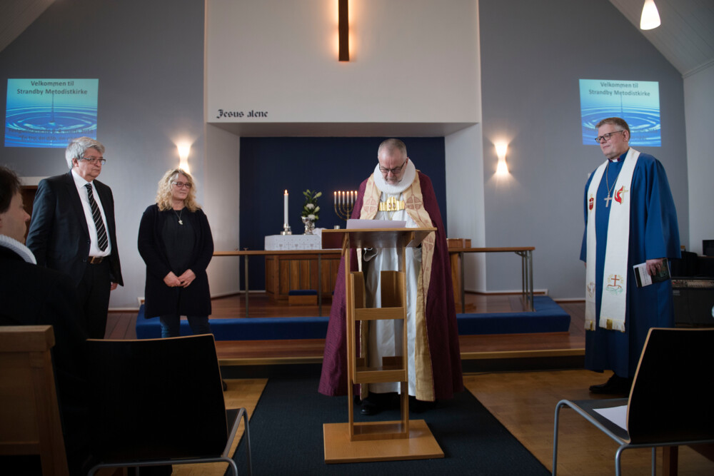 Biskop i Aalborg Stift Henning Toft Bro holder tale. 